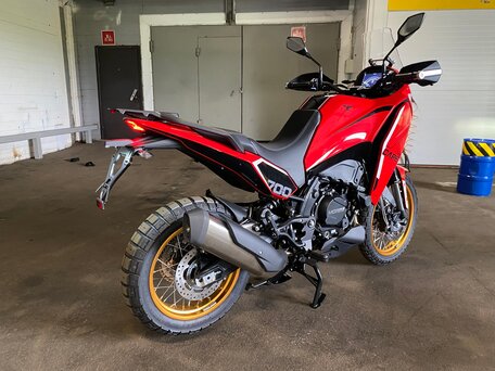 2026 Moto Morini X-CAPE, красный, 889000 рублей, вид 5