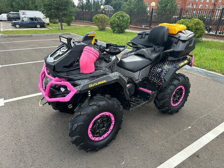 2022 BRP Can-Am Outlander XT-P 1000R, розовый, 1980000 рублей, вид 3