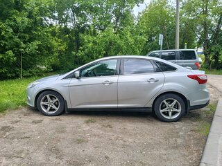 2011 Ford Focus III, серый, 600000 рублей, вид 4