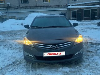 2015 Hyundai Solaris I Рестайлинг, серый, 945000 рублей, вид 2