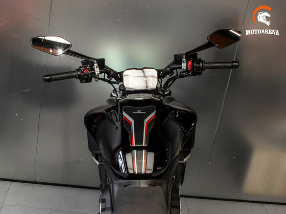 2023 Ducati Diavel V4, чёрный, 2577382 рублей - вид 11