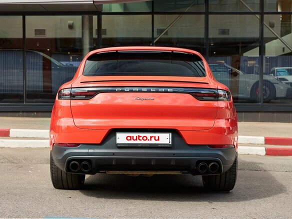 2019 Porsche Cayenne Coupé III, оранжевый, 8500000 рублей - вид 4