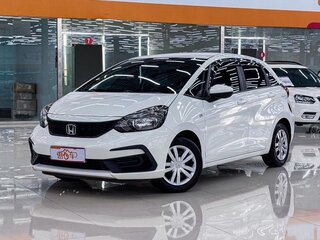 2022 Honda Fit IV Рестайлинг, белый, 1015000 рублей, вид 1