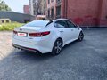 2018 Kia Optima IV Рестайлинг, белый, 2250000 рублей - вид 2