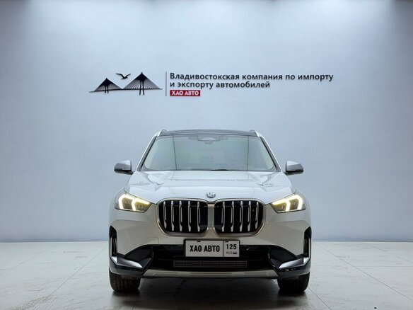 2023 BMW X1 Long 20Li sDrive III (U11/U12), белый, 3040000 рублей - вид 1