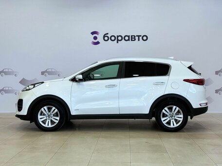 2017 Kia Sportage IV, белый, 1680000 рублей, вид 5