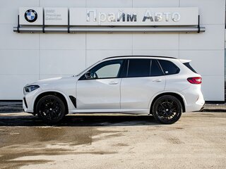2021 BMW X5 M Competition III (F95), белый, 10000000 рублей, вид 5