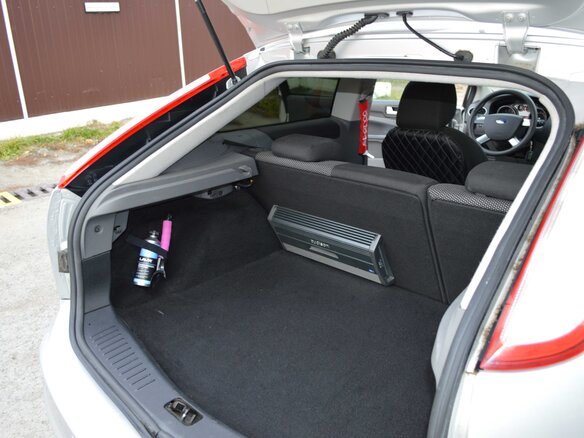 2010 Ford Focus II Рестайлинг, серебристый, 890000 рублей - вид 11