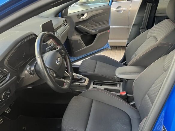 2019 Ford Focus IV, синий, 1520000 рублей - вид 7