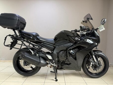 2011 Yamaha FZ1, чёрный, 690000 рублей, вид 1