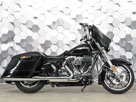 2014 Harley-Davidson Street Glide, чёрный, 1427000 рублей, вид 3