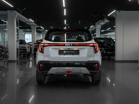 2026 Kia Seltos I Рестайлинг, белый - вид 5
