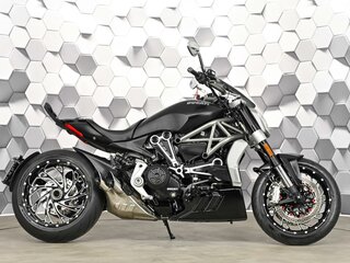 2016 Ducati XDiavel, чёрный, 1349000 рублей, вид 3