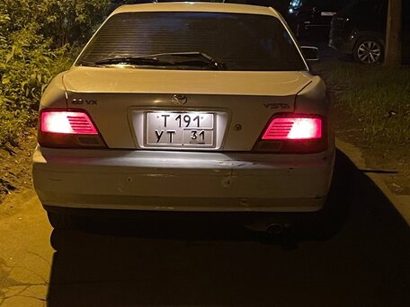 1996 Toyota Vista IV (V40), белый, 190000 рублей, вид 2