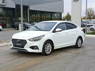 2018 Hyundai Solaris II, белый, 993000 рублей, вид 1