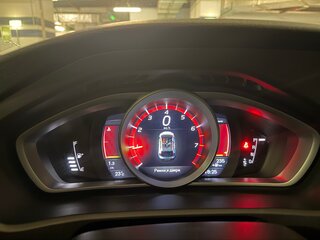 2018 Volvo V40 Cross Country I Рестайлинг, серый, 2200000 рублей, вид 5