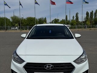 2018 Hyundai Solaris II, белый, 1200000 рублей, вид 3