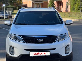2018 Kia Sorento II Рестайлинг, белый, 1900000 рублей, вид 3