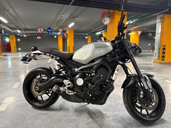 2019 Yamaha XSR900, серебристый, 860000 рублей - вид 2