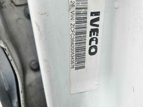 2001 Iveco Daily, белый, 333000 рублей - вид 7