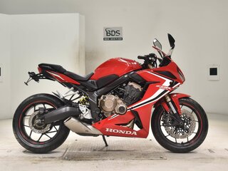 2019 Honda CBR 650R, красный, 700000 рублей, вид 4
