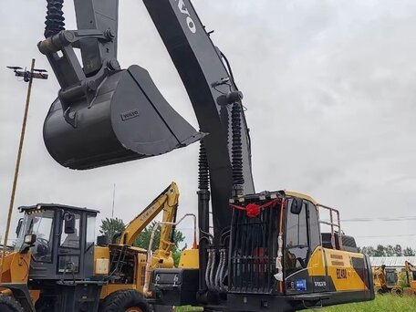2024 Volvo EC, 19500000 рублей, вид 1