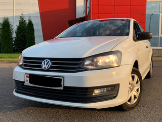 2017 Volkswagen Polo V Рестайлинг, белый, 828548 рублей, вид 1