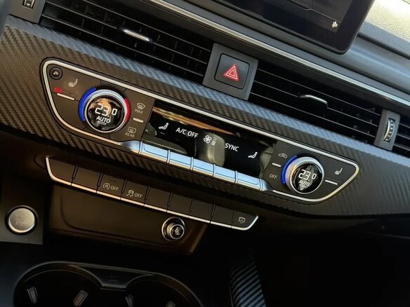 2019 Audi A4 V (B9), чёрный, 1990000 рублей - вид 6