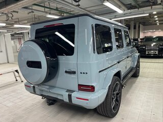2026 Mercedes-Benz G-Класс AMG 63 AMG II (W465) Рестайлинг, голубой, 35800000 рублей, вид 3