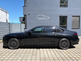 2025 BMW 7 серии 740d xDrive VII (G70), серый, 12250500 рублей, вид 5