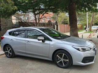 2021 Subaru Impreza V Рестайлинг, серый, 1805000 рублей, вид 3