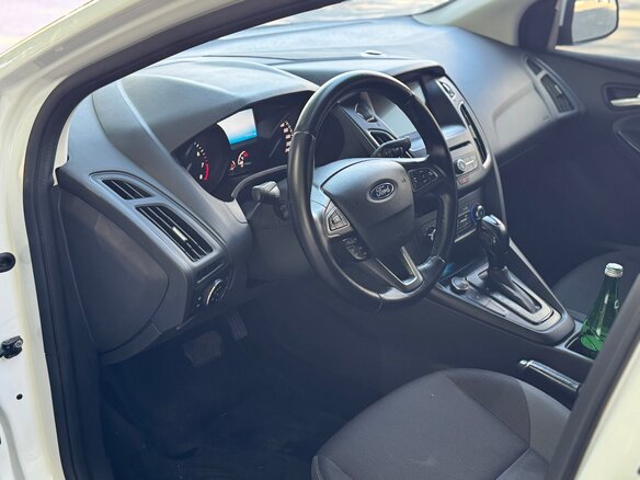 2014 Ford Focus III, белый - вид 9