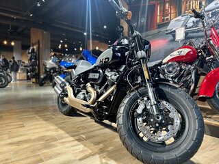 2023 Harley-Davidson Fat Bob, чёрный, 3300000 рублей, вид 2