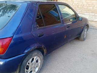 1999 Ford Fiesta Mk4, синий, 95000 рублей, вид 4