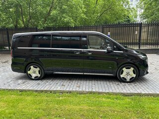 2024 Mercedes-Benz V-Класс Extra Long 300 d экстра длинный III (W447) Рестайлинг, чёрный, 37000000 рублей, вид 3