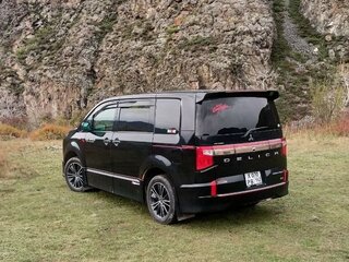 2020 Mitsubishi Delica D:5 I Рестайлинг, чёрный, 3750000 рублей, вид 1