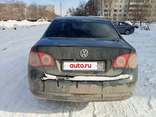 2010 Volkswagen Jetta V, чёрный, 300000 рублей, вид 2