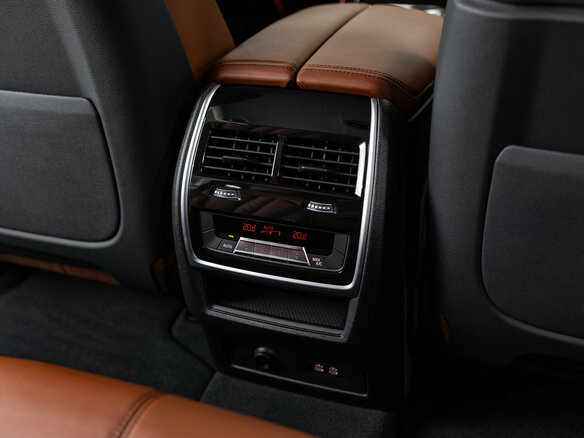 2026 BMW X5 40i IV (G05/G18) Рестайлинг, чёрный, 29990000 рублей - вид 26