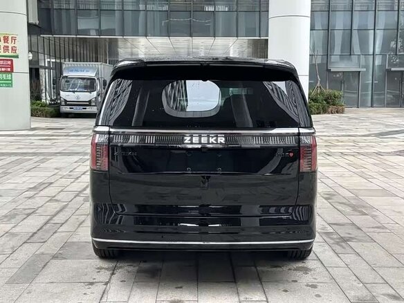 2024 Zeekr 009 108 kWh I Рестайлинг, чёрный - вид 5