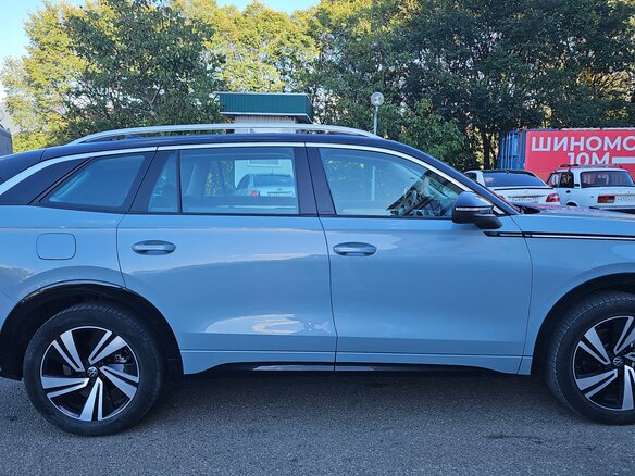 2023 Volkswagen Tavendor I, серый, 4790000 рублей - вид 3