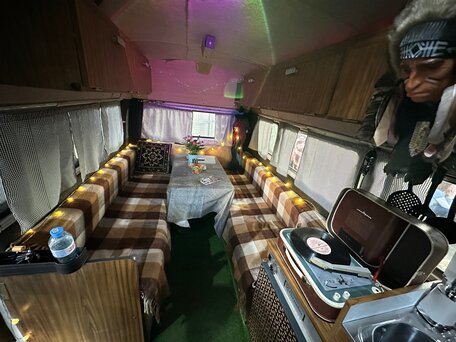 1974 Mercedes-Benz T1, жёлтый, 2500000 рублей, вид 5