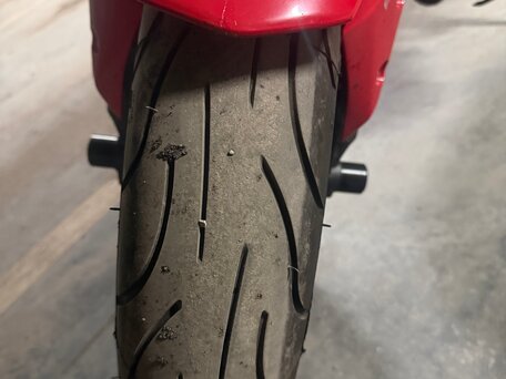 2022 Kawasaki Z 900, красный, 900000 рублей, вид 5
