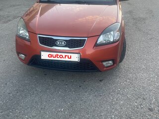 2010 Kia Rio II Рестайлинг, оранжевый, 610000 рублей, вид 2