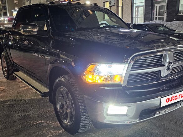 2012 Dodge RAM IV (DS/DJ), чёрный, 4000000 рублей - вид 2