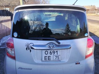 2009 Toyota Ractis I, серый, 715000 рублей, вид 5