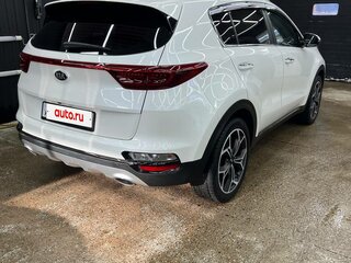 2018 Kia Sportage IV Рестайлинг, белый, 2350000 рублей, вид 5