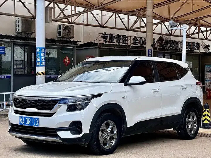 Открыть фотографии: Kia KX3