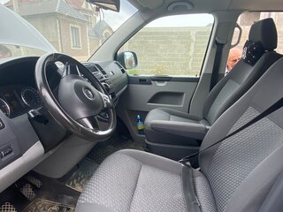 2013 Volkswagen Caravelle T5 Рестайлинг, чёрный, 1820000 рублей, вид 5