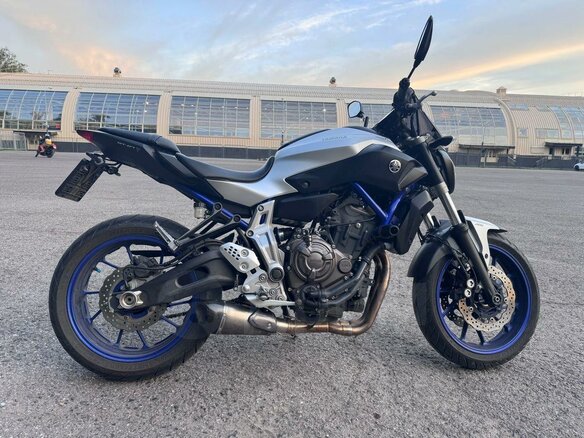 2015 Yamaha MT-07 (FZ-07), серый, 595000 рублей - вид 9