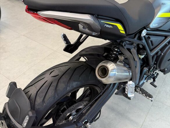 2026 Benelli 752 S, серый, 800000 рублей - вид 12